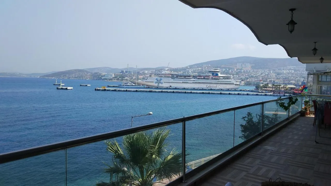 شقة Amazing Seaview Flat كوشاداسيه 0*,  تركيا