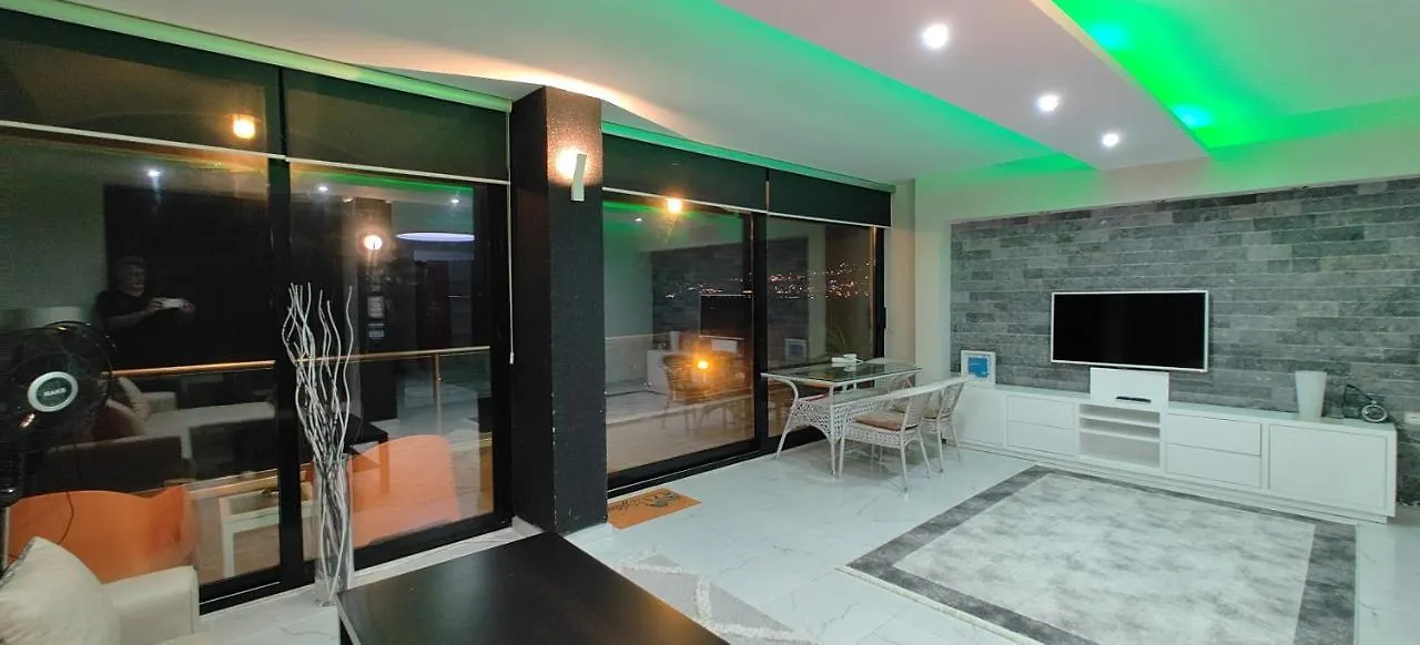 Amazing Seaview Flat Apartment Kusadasi